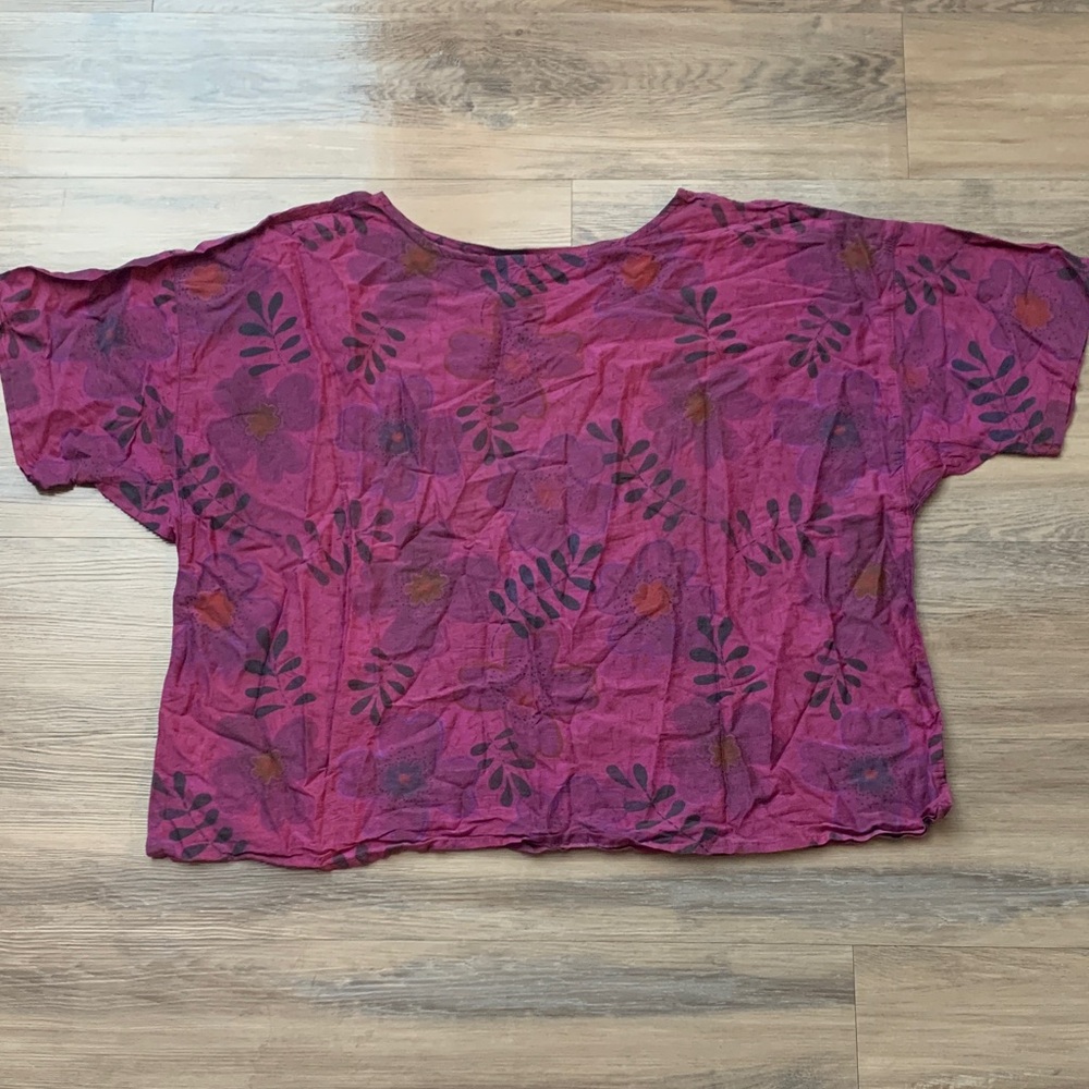 Gudrun Sjoden Magenta Floral Print Short Sleeve Tee